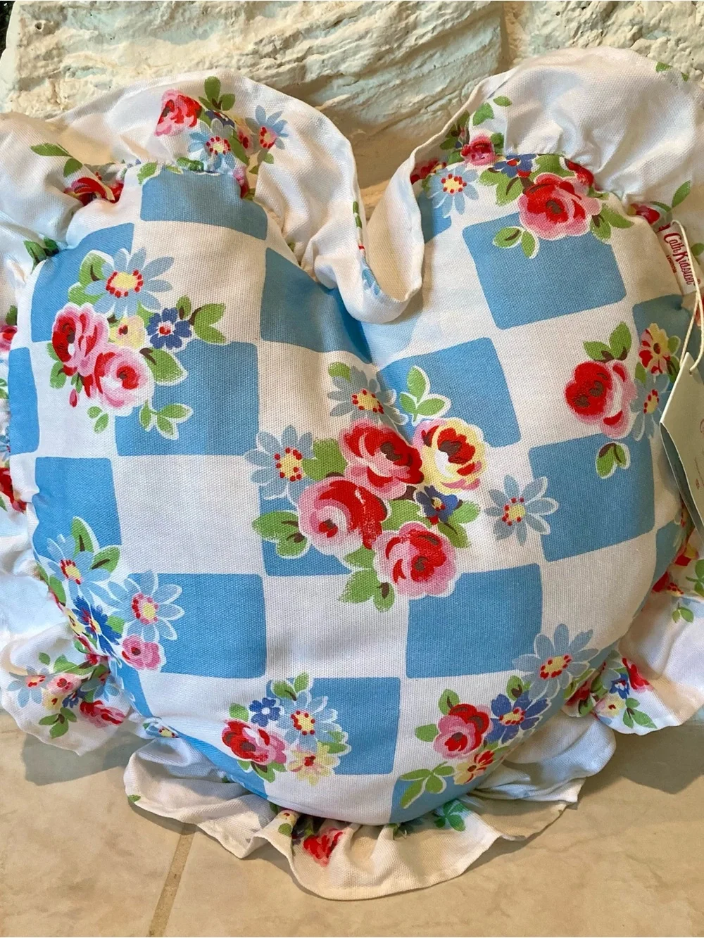 NWT Cath Kidston pair of heart shaped pillows in 100% cotton- reversible